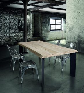 Tavolo LAJATICO in legno massello sp. 4 cm 180x90 cm