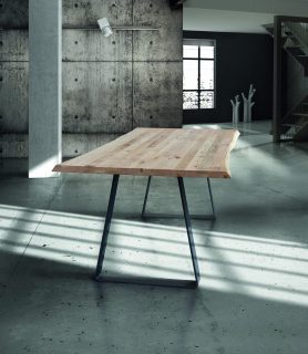 Tavolo OLTRARNO in legno massello sp. 4 cm 250x100 cm
