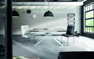 Tavolo TIMES SQUARE vetroceramica effetto marmo bianco allungabile 160x90 cm - 240x90 cm gambe intrecciate