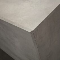 Credenza GORGONA in legno, finitura in grigio cemento
