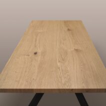 Tavolo fisso PIANOSA in legno, finitura rovere e metallo verniciato nero