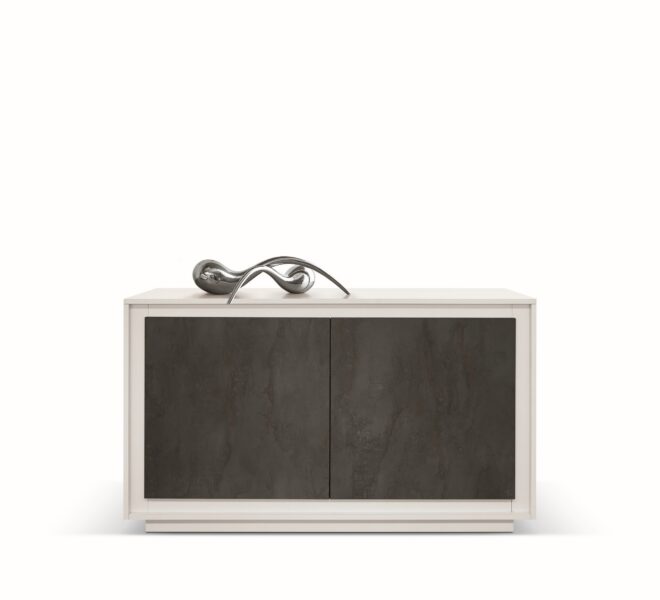 Credenza LAMPEDUSA in legno, finitura bianco frassinato, ante finitura acciaio ossidato