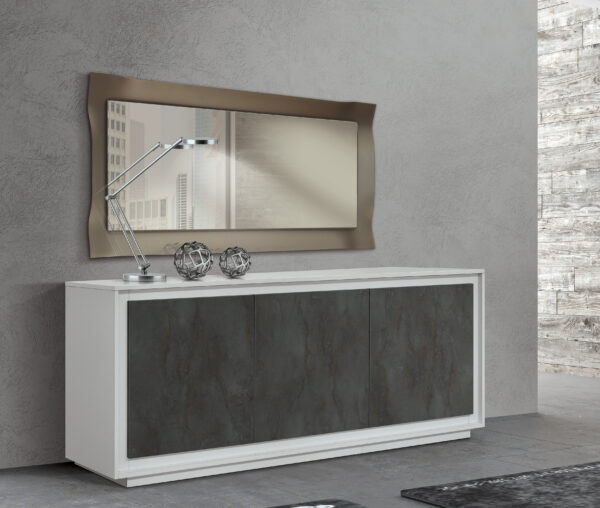 Credenza LAMPEDUSA in legno, finitura bianco frassinato ante finitura acciaio ossidato, 180x50 cm