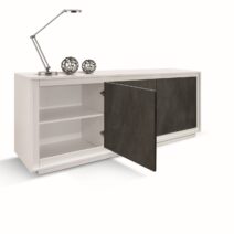 Credenza LAMPEDUSA in legno, finitura bianco frassinato ante finitura acciaio ossidato, 180x50 cm