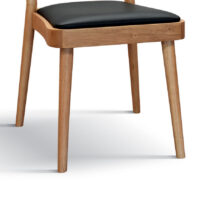 Set di 2 sedie GREVE in legno naturale e ecopelle nero