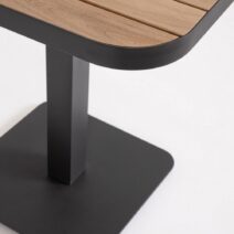 Tavolo BELMAR effetto legno e struttura alluminio antracite 75x75 cm