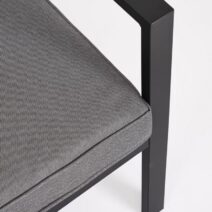 Set salotto HILDE con 1 divano, 2 poltroncine e 1 tavolino in alluminio antracite, con cuscini