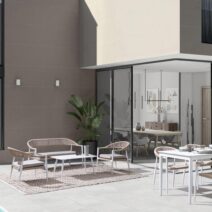 Set salotto JANDIA con 1 divano, 2 poltrone e 1 tavolino in alluminio bianco e fibra intrecciata naturale