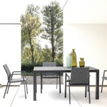 Tavolo fisso MASON in ceramica e struttura in alluminio antracite 160x90 cm