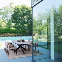 Tavolo allungabile PASCAL in pietra naturale e struttura in alluminio antracite 200x100 cm - 260x100 cm