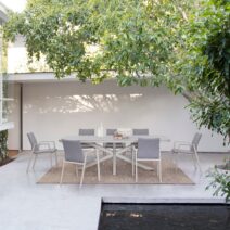 Tavolo fisso ISACCO in pietra naturale e struttura in alluminio beige 240x110 cm