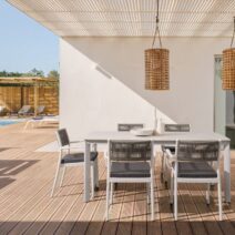 Tavolo fisso ALCORA in pietra naturale e struttura in alluminio bianca 180x90 cm