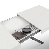 Tavolo CAMAIORE in legno, finitura bianco frassinato e base a X in metallo antracite, allungabile 180×90 cm – 260×90 cm