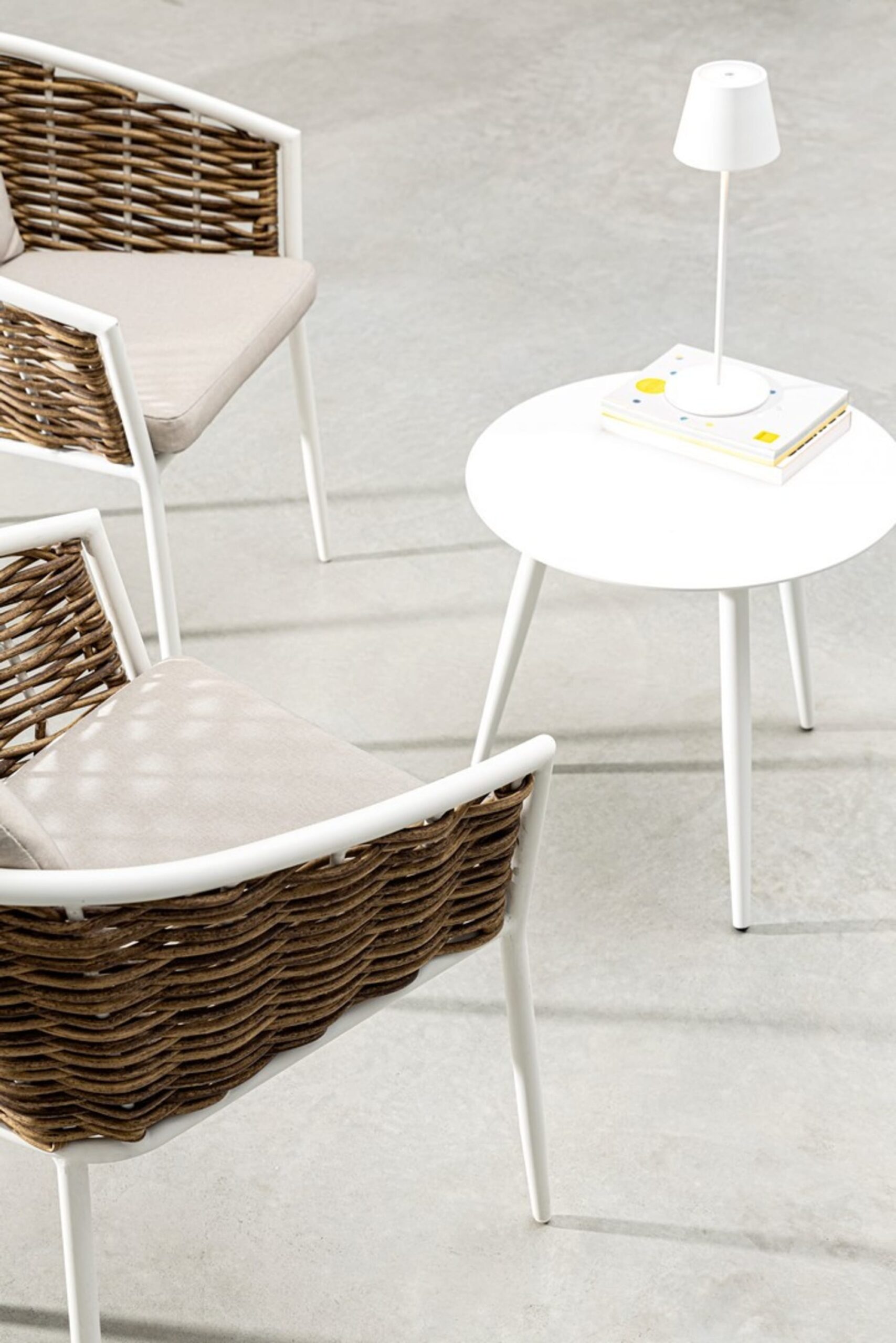 Tavolino rotondo da giardino FARO in alluminio bianco verniciato a polvere, Ø50 cm