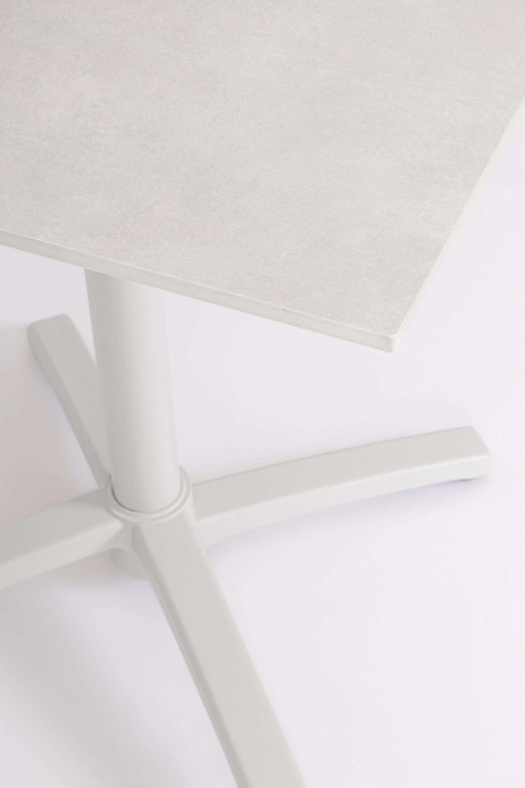 Tavolo da bar quadrato LAREDO in alluminio e HPL beige, pieghevole e impilabile, 70×70×74 cm