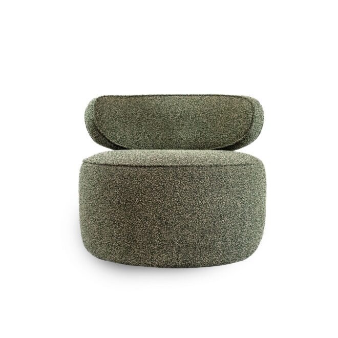 Poltrona artigianale di design MADDALENA Made in Italy in tessuto effetto bouclé muschio con base MDF nera, personalizzabile
