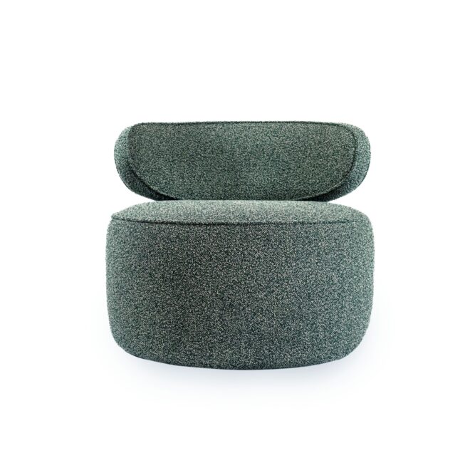 Poltrona artigianale di design MADDALENA Made in Italy in tessuto effetto bouclé oceano con base MDF nera, personalizzabile
