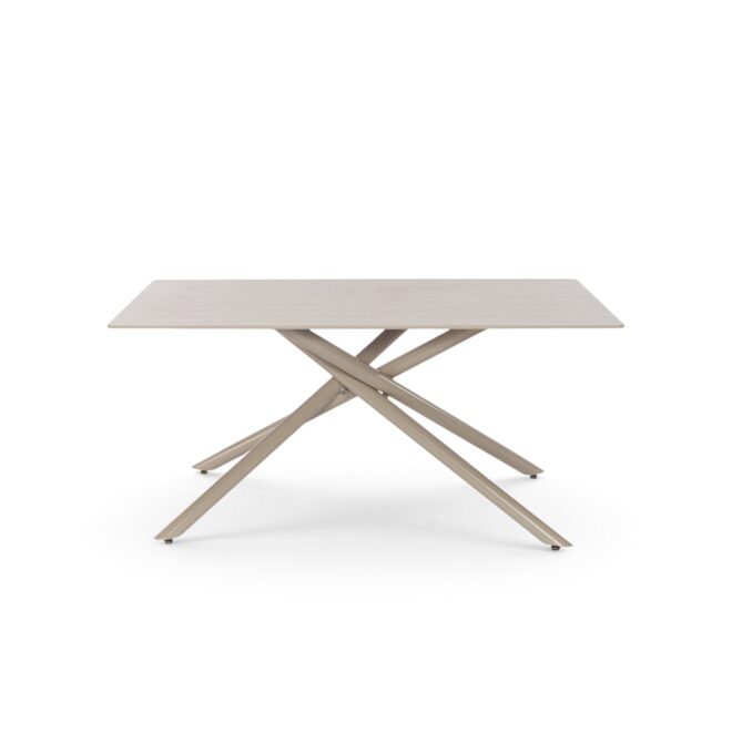 Tavolo MACINAGGIO con piano in ceramica effetto travertino e gambe incrociate in metallo verniciato beige, 160x90x76 cm