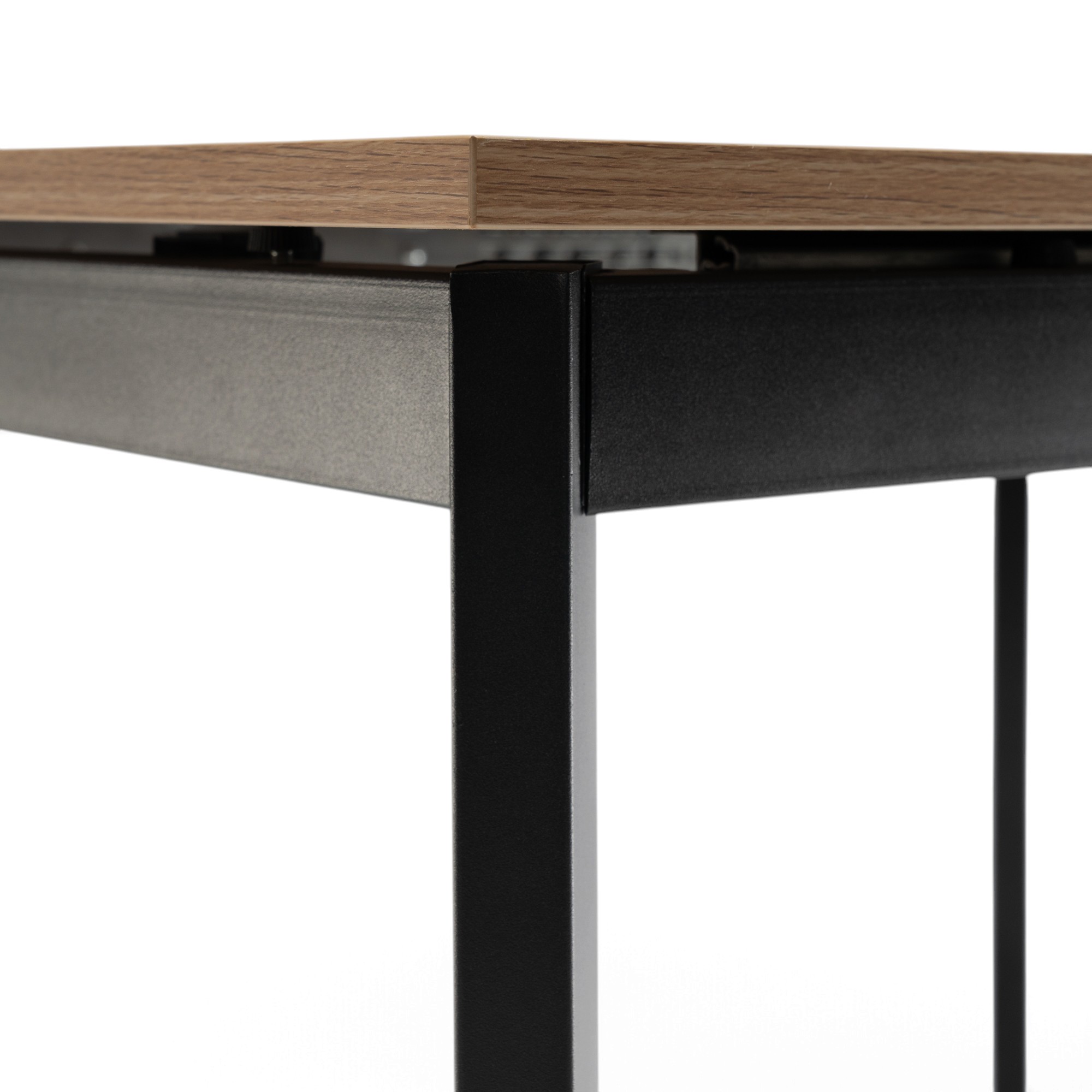 Tavolo TROPEA in mdf con finitura melaminica effetto rovere invecchiato e base in metallo verniciato nero, allungabile 90x70x76 cm – 125x70x76 cm